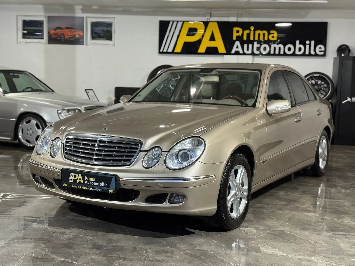 Mercedes-Benz E 320 CDI Lim. Elegance / Automatik Xenon Harman Beige - 1