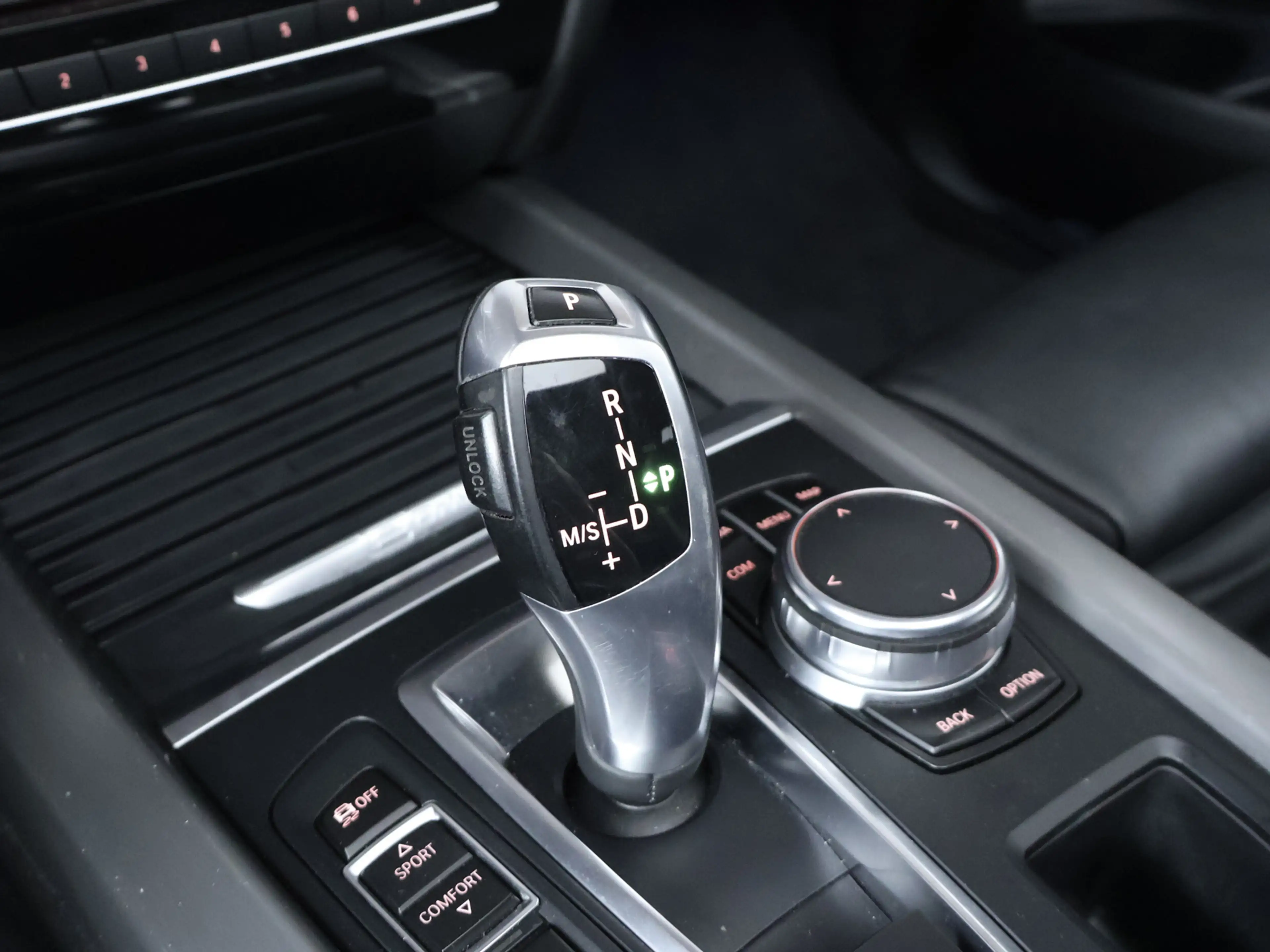 BMW X5 XDrive40e iPerformance High Executive (PANORAMADAK — photo 19