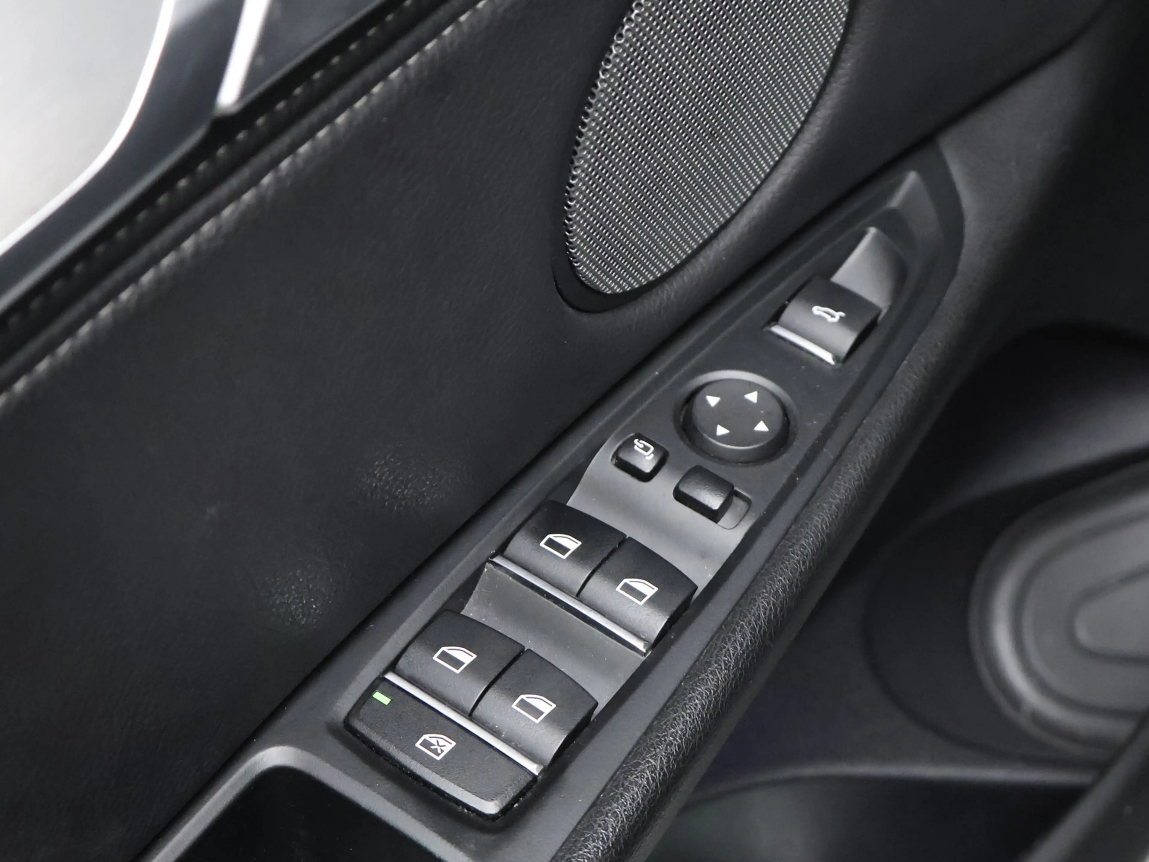 BMW X5 XDrive40e iPerformance High Executive (PANORAMADAK — photo 26