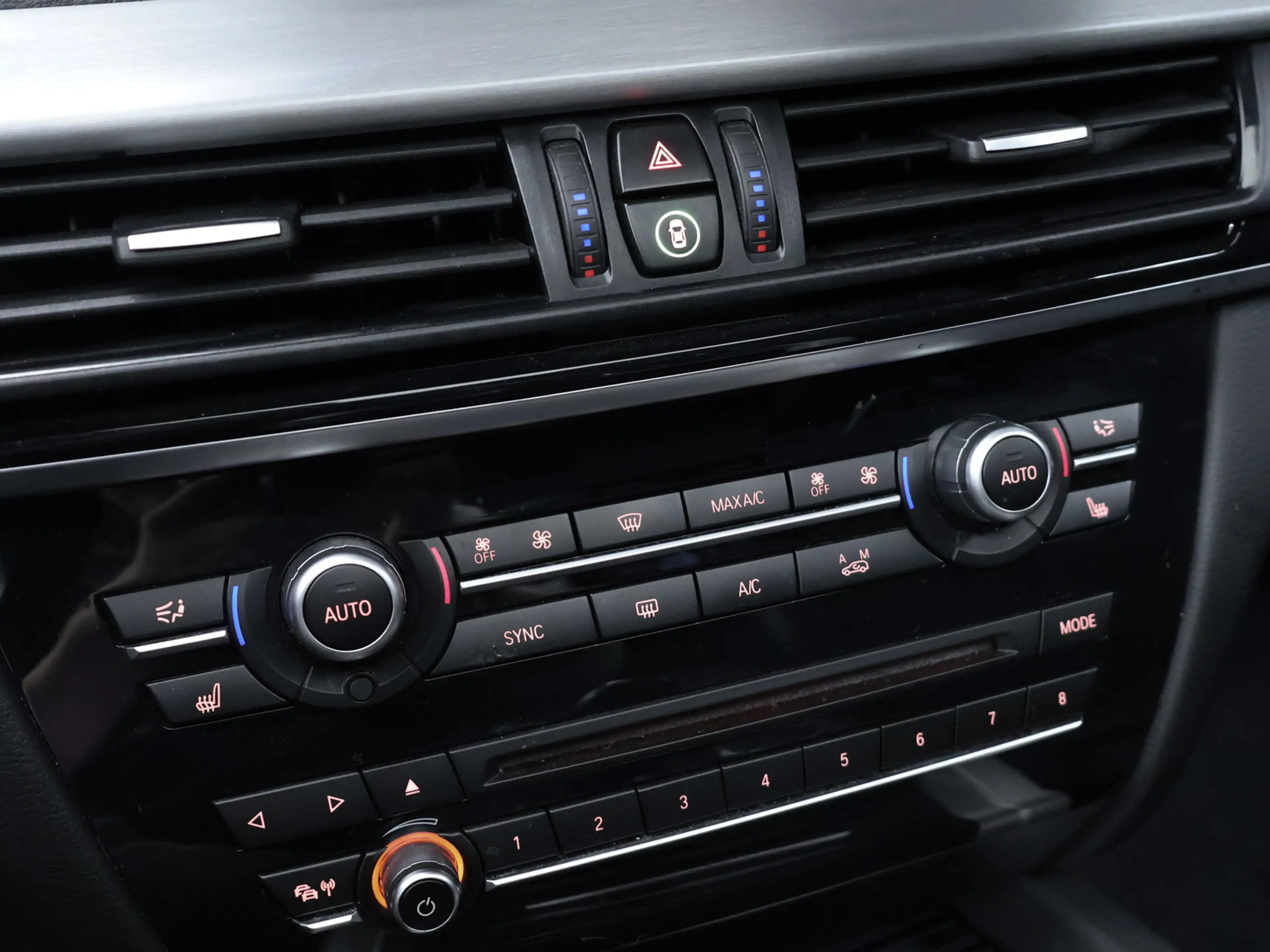 BMW X5 XDrive40e iPerformance High Executive (PANORAMADAK — photo 22