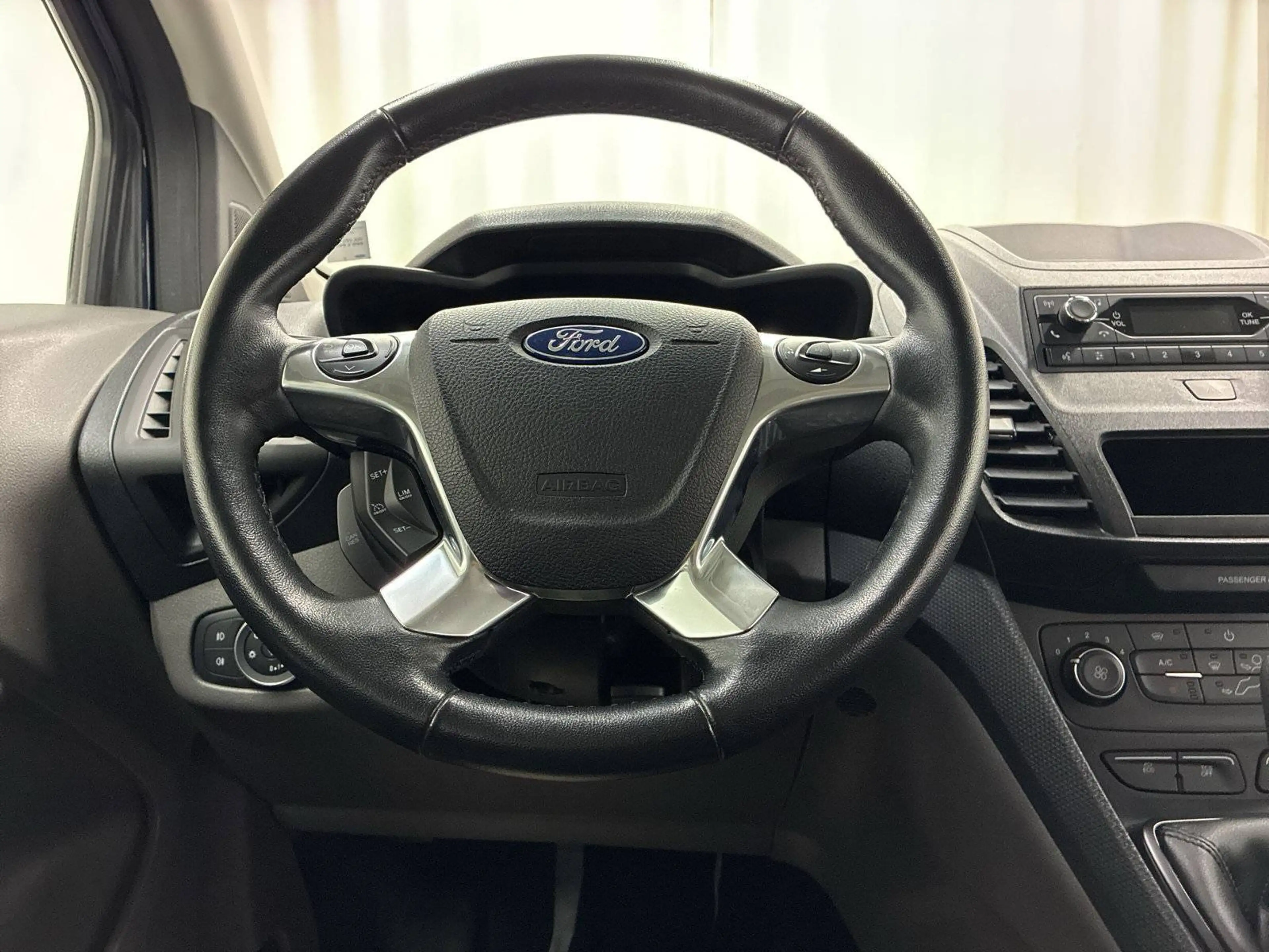 Ford Transit Connect Kombi Trend SPHA Klimaanlage Totwinkel Asist VKZE — photo 7