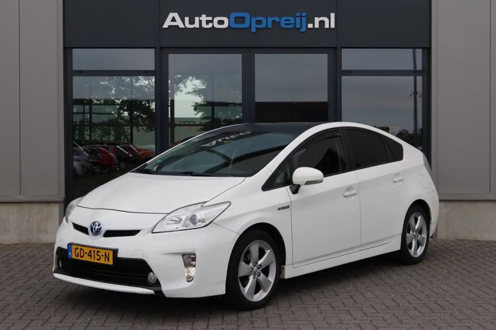 Toyota Prius 1.8 Comfort 140pk 5drs. Airco, NAVI, Camera, Cruis Blanc - 1