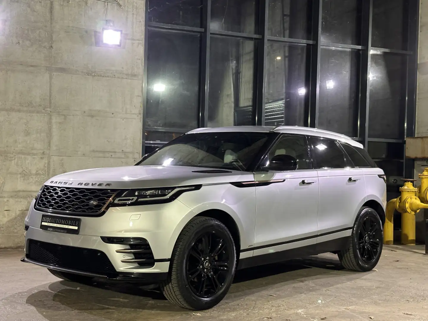 Land Rover Range Rover Velar P250 R-Dynamic LED ACC Navi Silber - 2