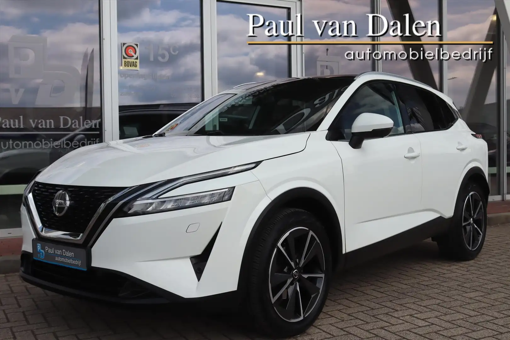 Nissan Qashqai 1.3 MHEV 158PK AUTOMAAT TEKNA PLUS Panodak | Navi Wit - 1