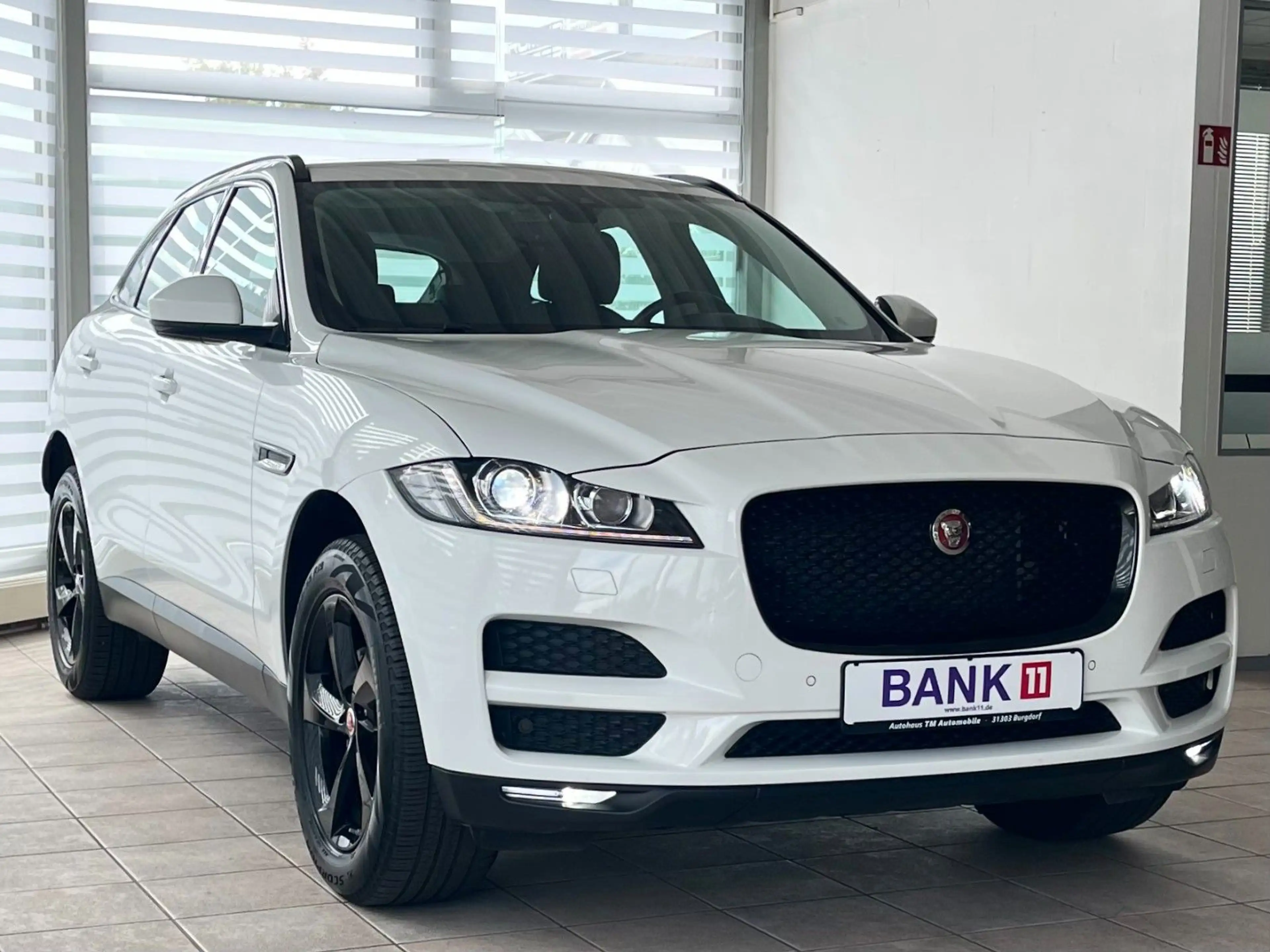 Jaguar F-Pace F-PACE Prestige AWD KAMERA LEDER DA