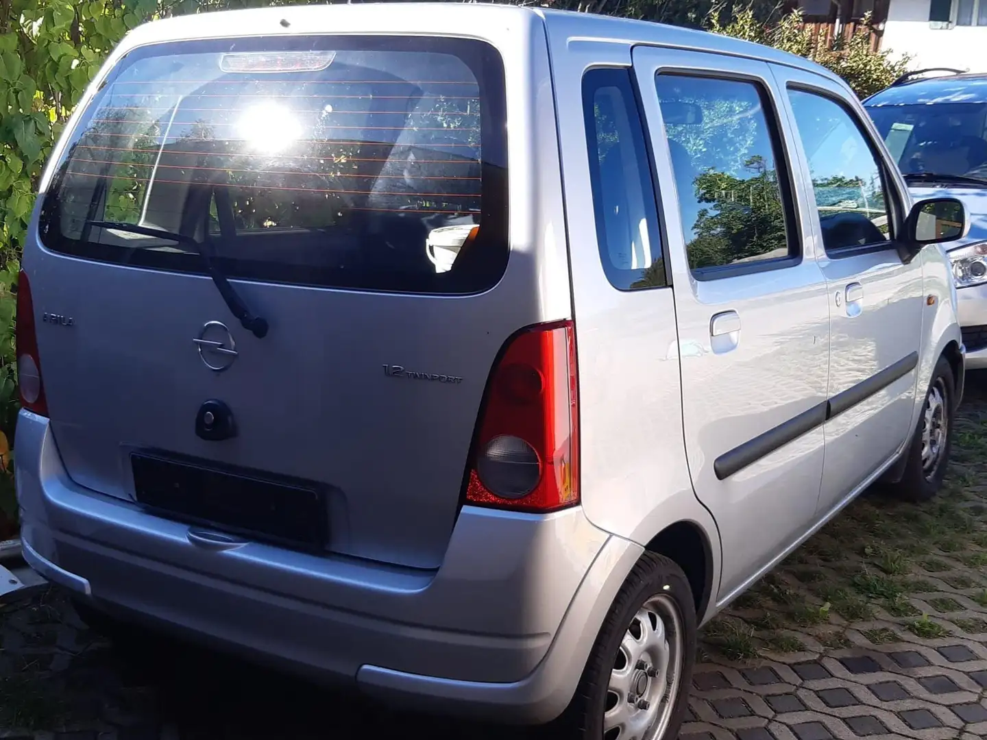 Opel Agila Agila 1.2 16 V Edition, TÜV neu Silber - 2
