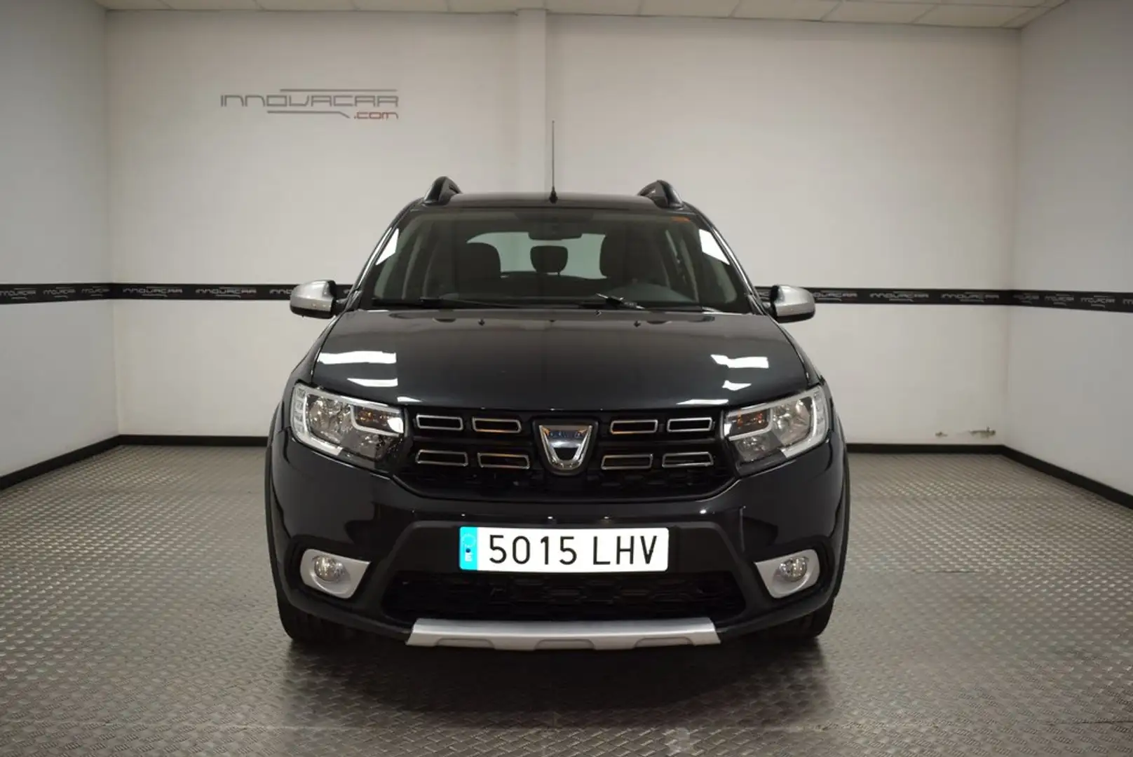 Dacia Sandero Stepway Essential Blue dCi 70kW(95CV)-SS Gris - 2