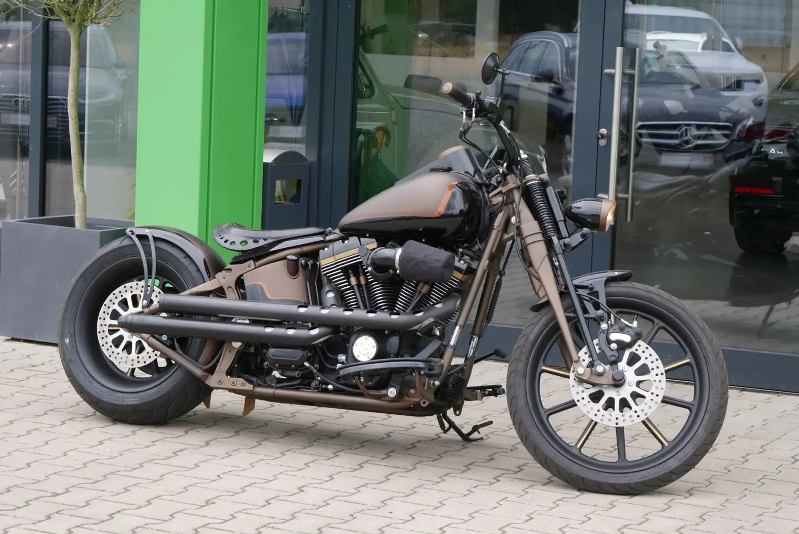 Harley-Davidson Softail FXSTB Springer Bobber Custom+MegaOptik+ Brun - 2
