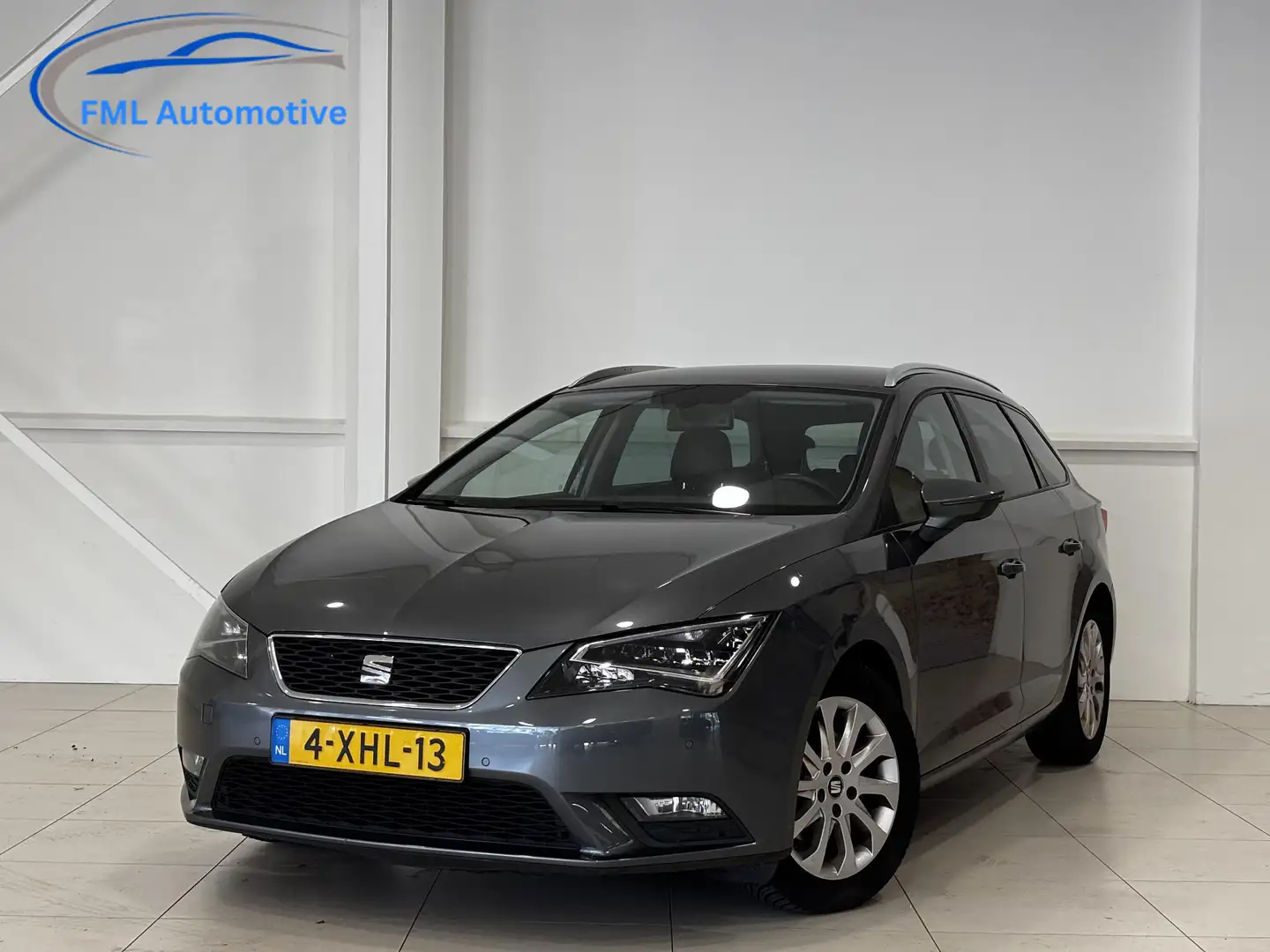 SEAT Leon ST 1.6 TDI Style Business Ecomotive | Climate | Na Grau - 1