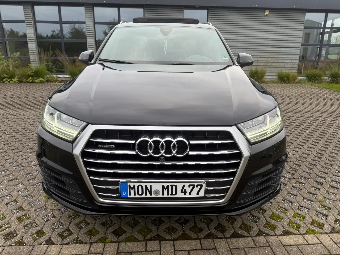 Audi Q7 3.0 TDI quattro tiptronic Schwarz - 2