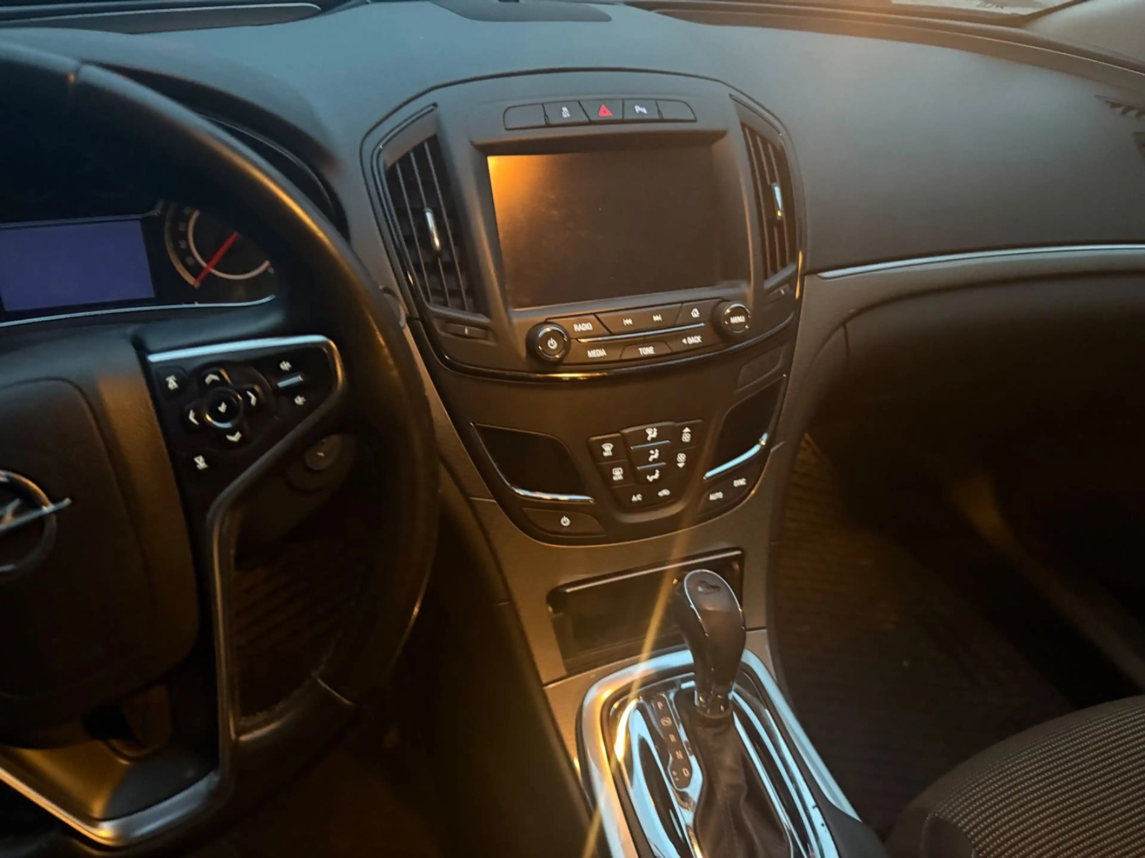Opel Insignia A Lim. Edition*Automatik*TÜV-NEU* — photo 7