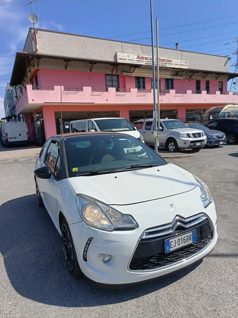 DS Automobiles DS 3 DS 3 1.4 VTi 95 Chic Weiß - 2