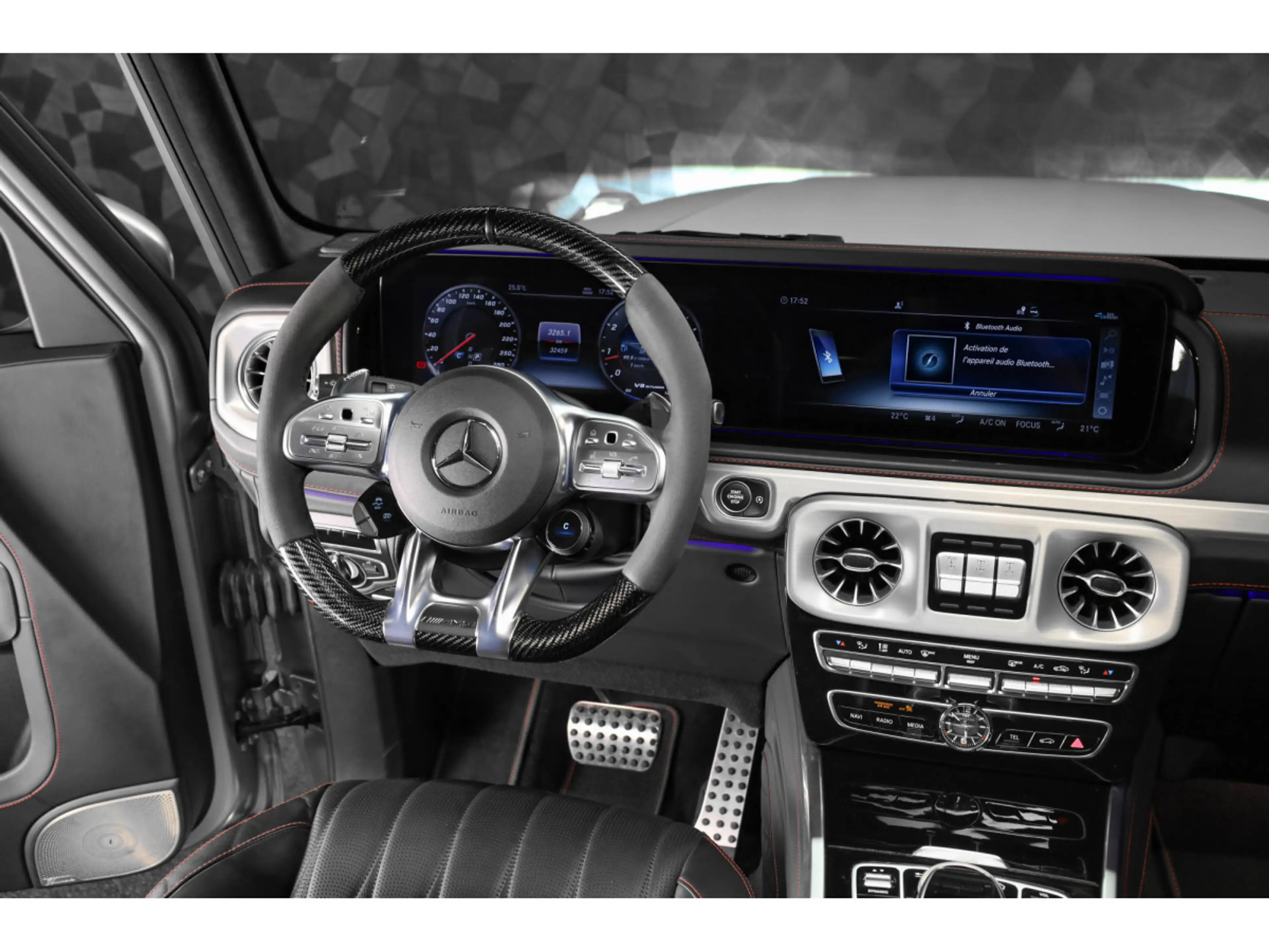 Mercedes-Benz G 63 AMG V8 Bi-Turbo - Platinium Magno G MANUFAKTUR — photo 13