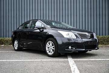 Avensis 1.8i Sol