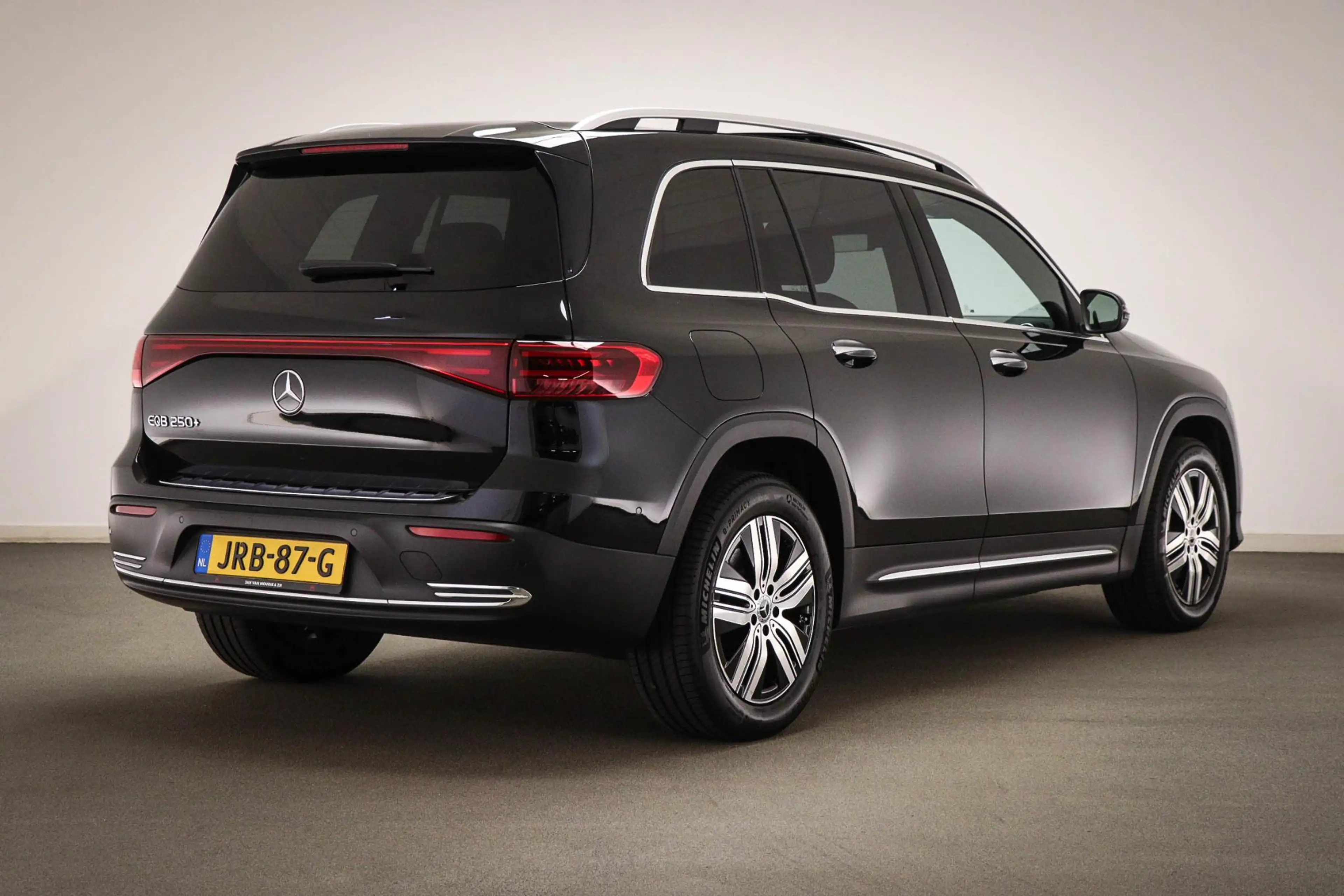 Mercedes-Benz EQB 250 250+ Electric Art 71 kWh | 7 PERSOONS | PANORAMADA — photo 2