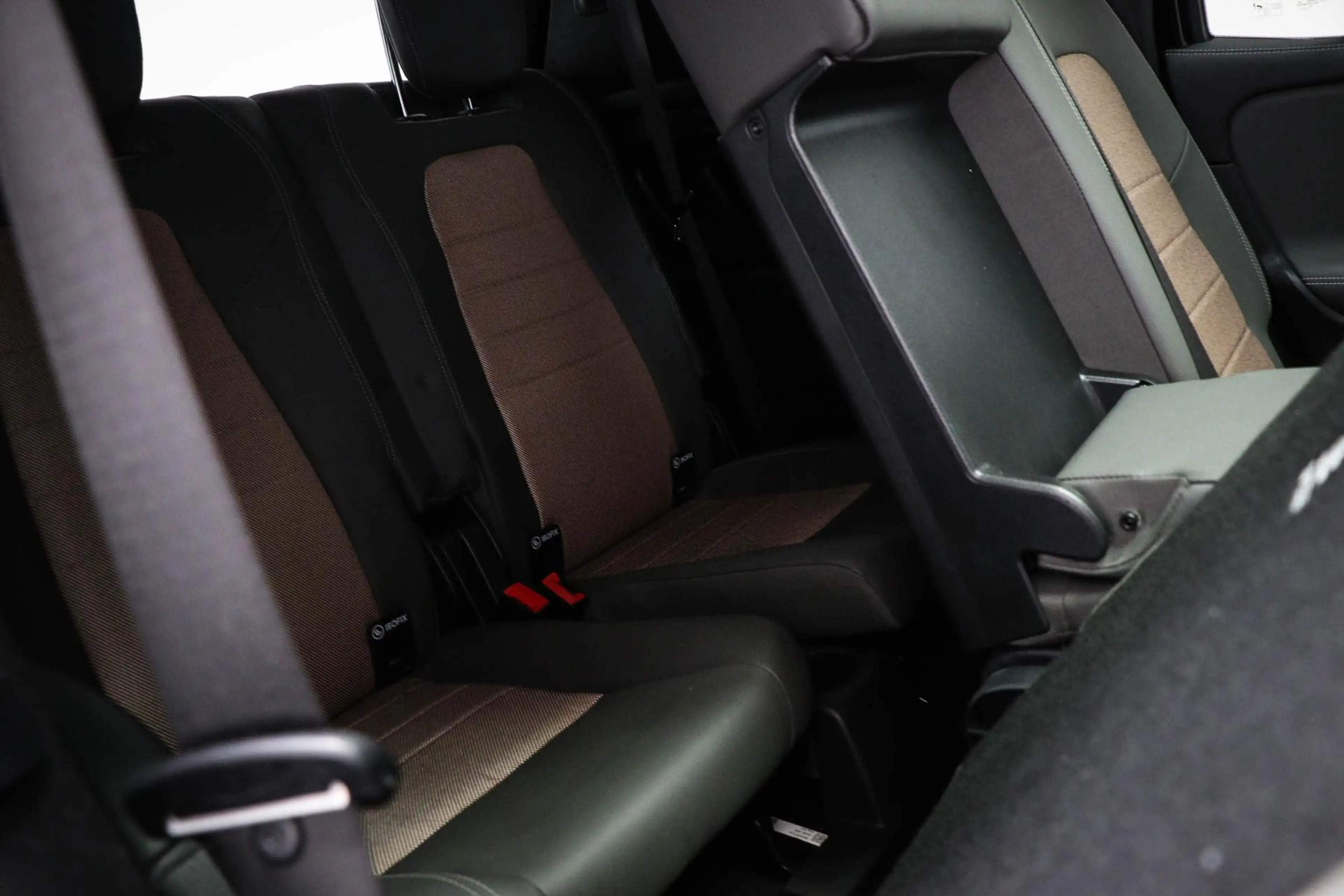 Mercedes-Benz EQB 250 250+ Electric Art 71 kWh | 7 PERSOONS | PANORAMADA — photo 17