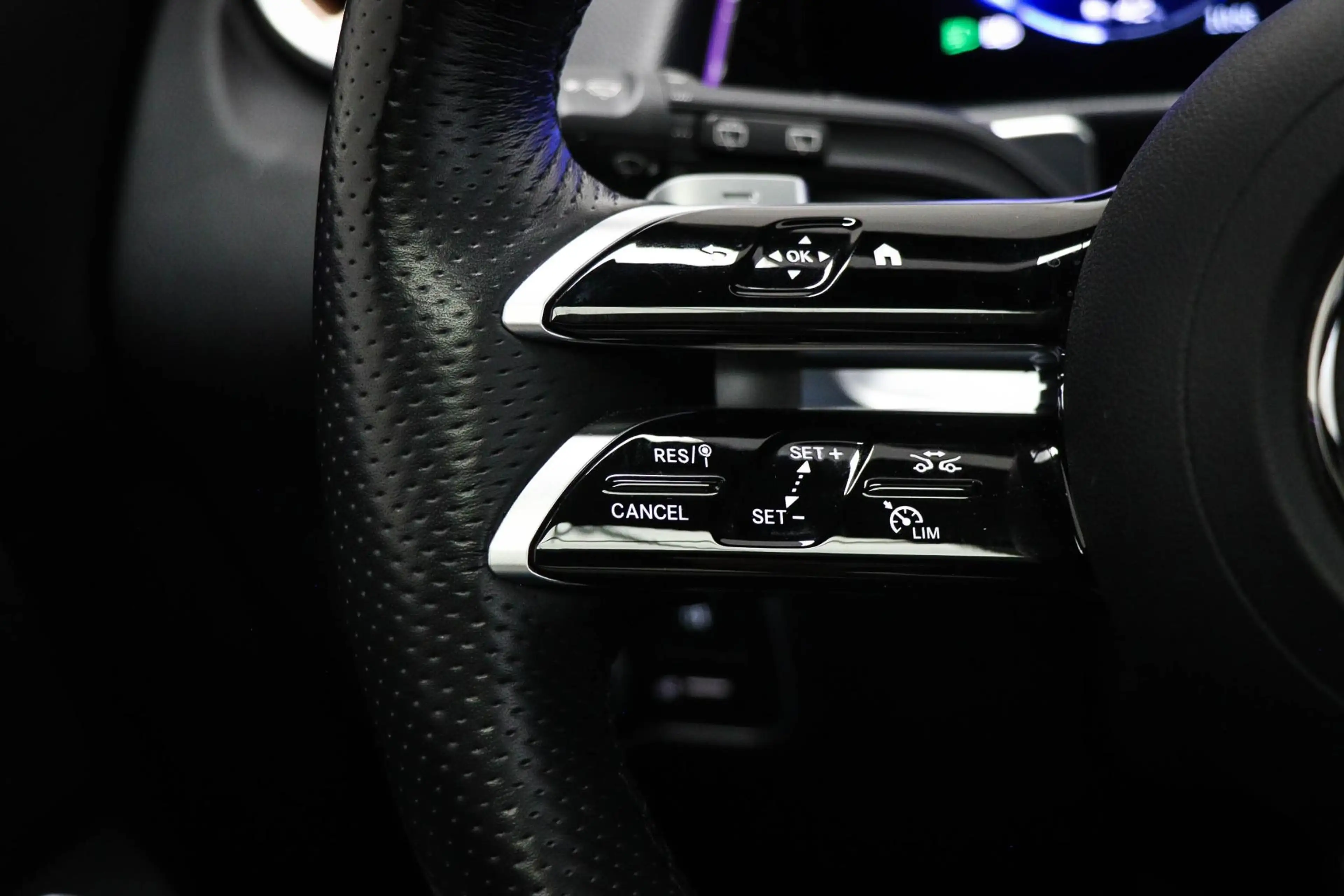 Mercedes-Benz EQB 250 250+ Electric Art 71 kWh | 7 PERSOONS | PANORAMADA — photo 37