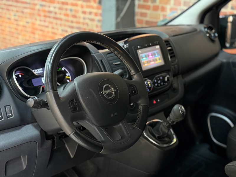 Opel Vivaro 1.6 CDTi Dubbele Cabine - Camera - Navi — photo 9