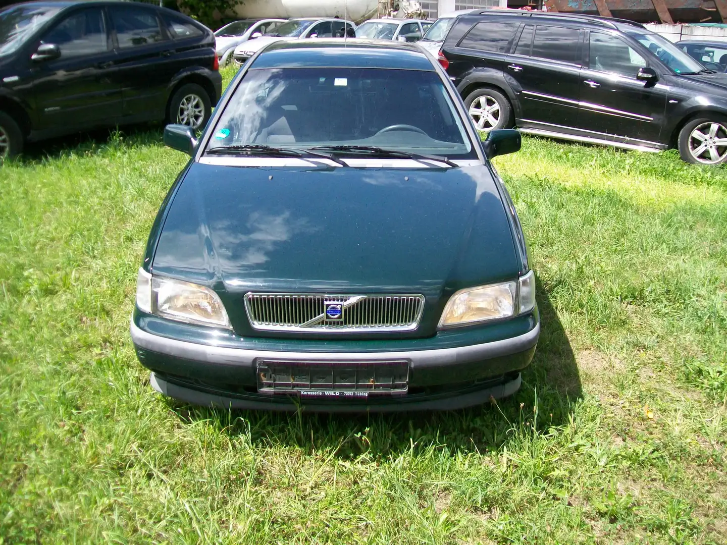 Volvo V40 Volvo V40*Kombi*Klimaanlage* Scheckhepftgepflegt! Grün - 1