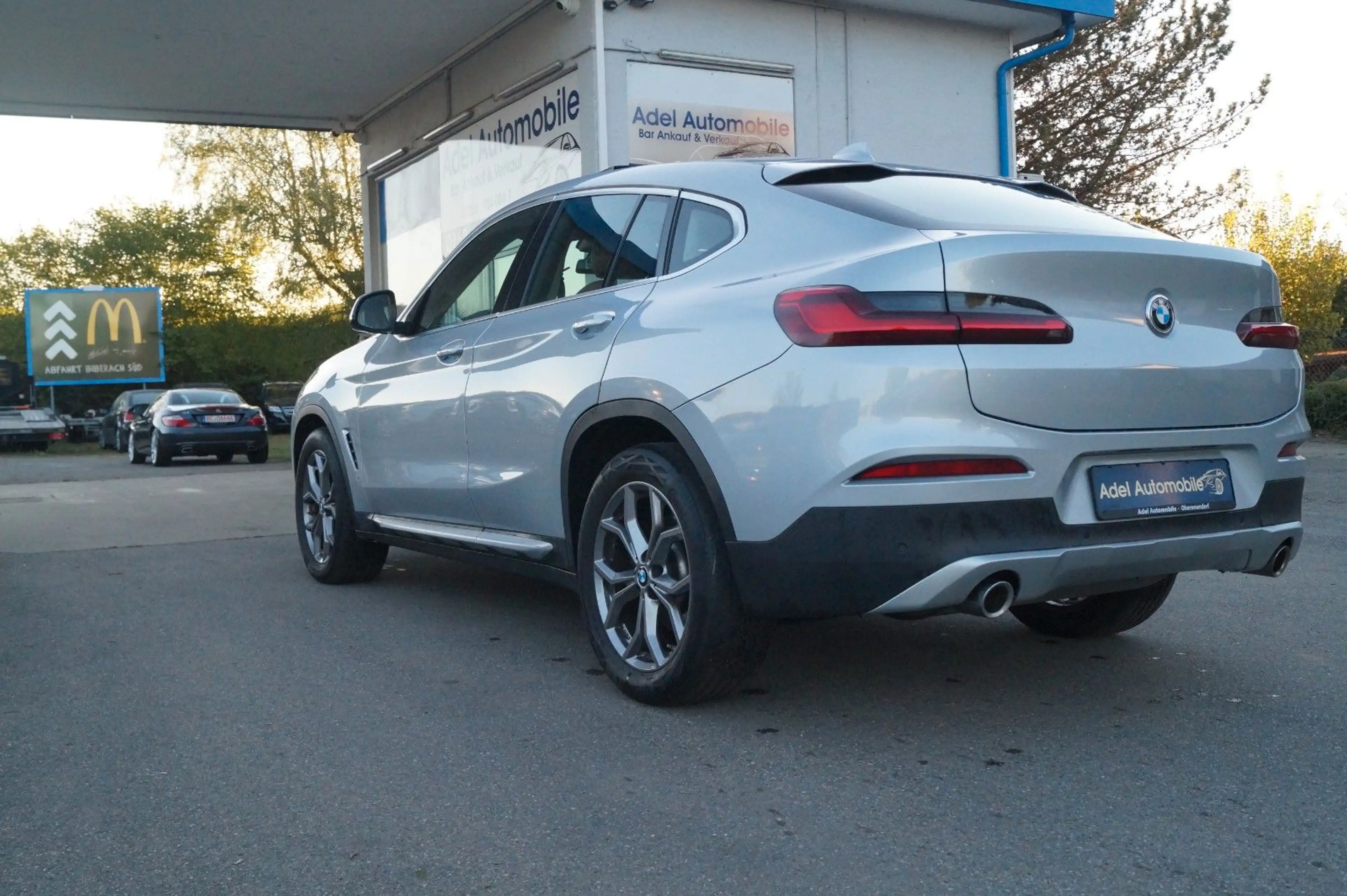 BMW X4 xDrive 30 i xLine — photo 11