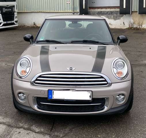 MINI Cooper D Baker Street