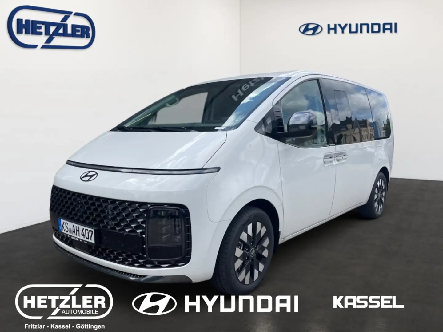 Hyundai STARIA 1.6 T-GDI HEV SIGNATURE El. Panodach Navi Leder Di Weiß - 1