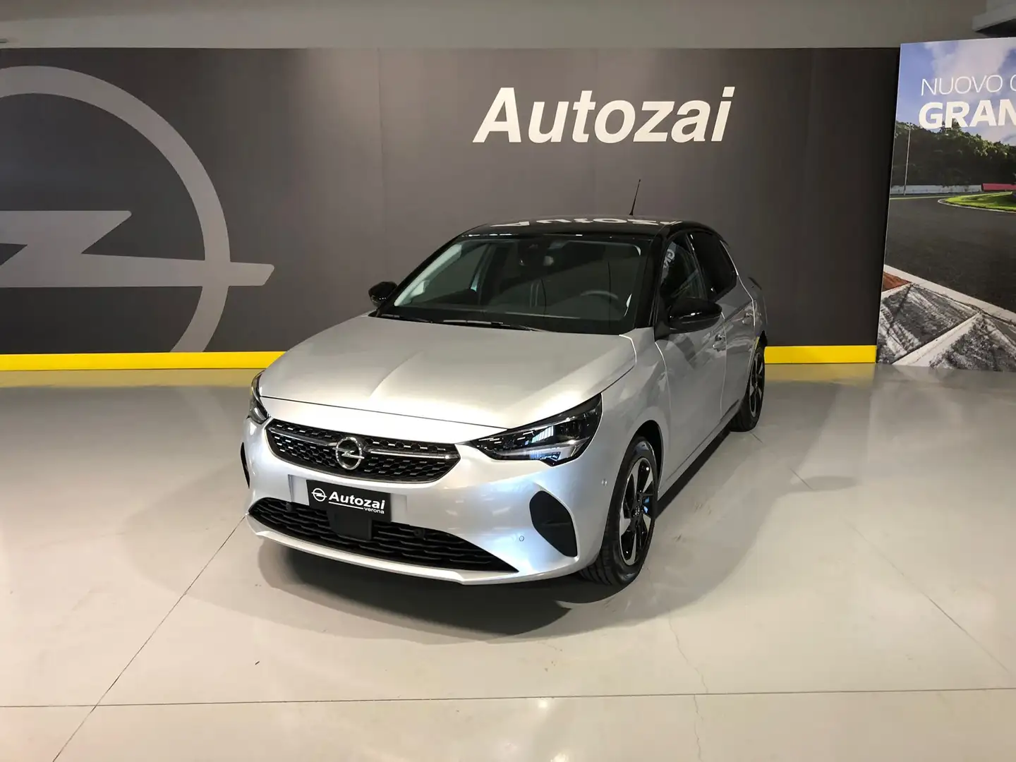 Opel Corsa-e 5 porte Design&tech Argento - 1