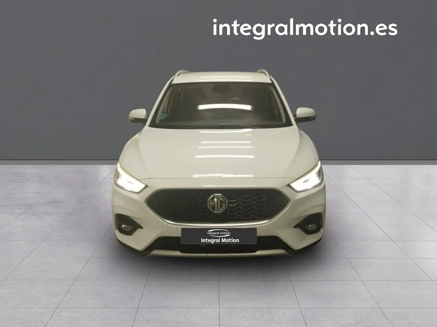 MG ZS 1.5 Luxury Blanco - 2