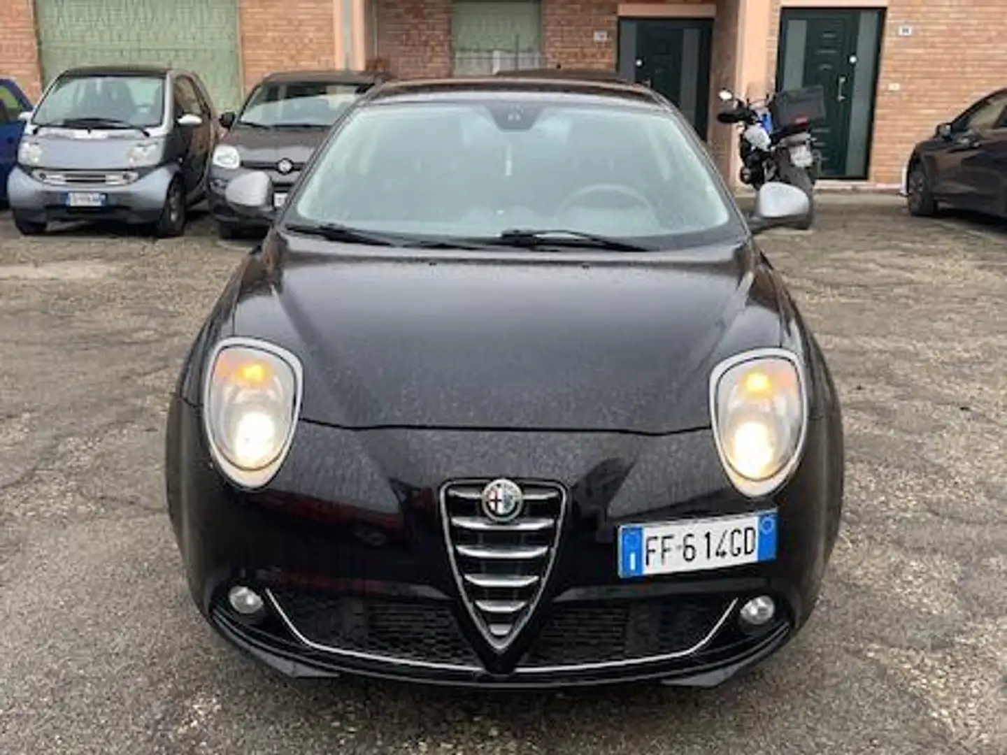 Alfa Romeo MiTo MiTo 2013 1.4 tb Distinctive Gpl 120cv E6 Schwarz - 1