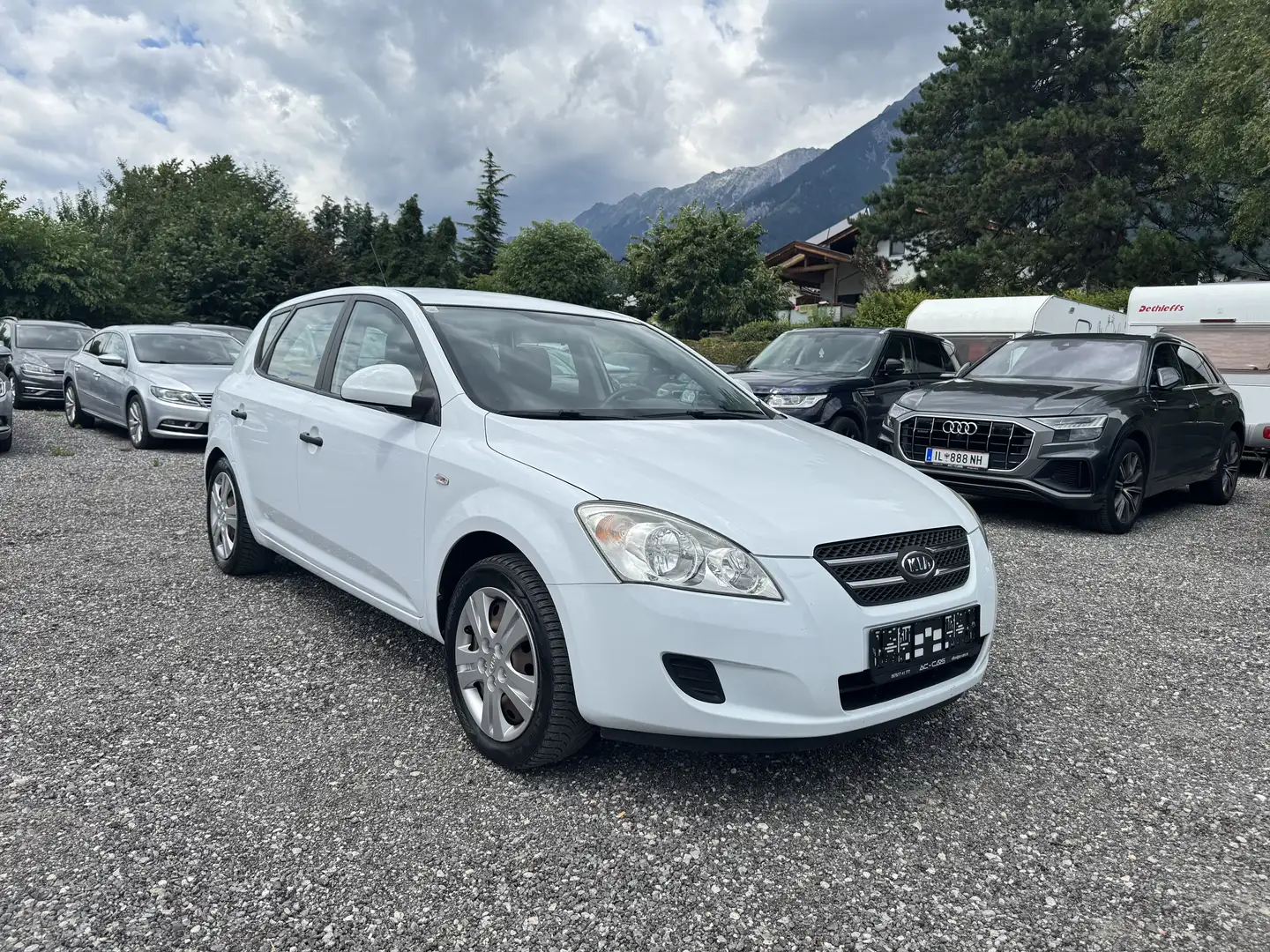 Kia Ceed / cee'd Basis Wit - 1