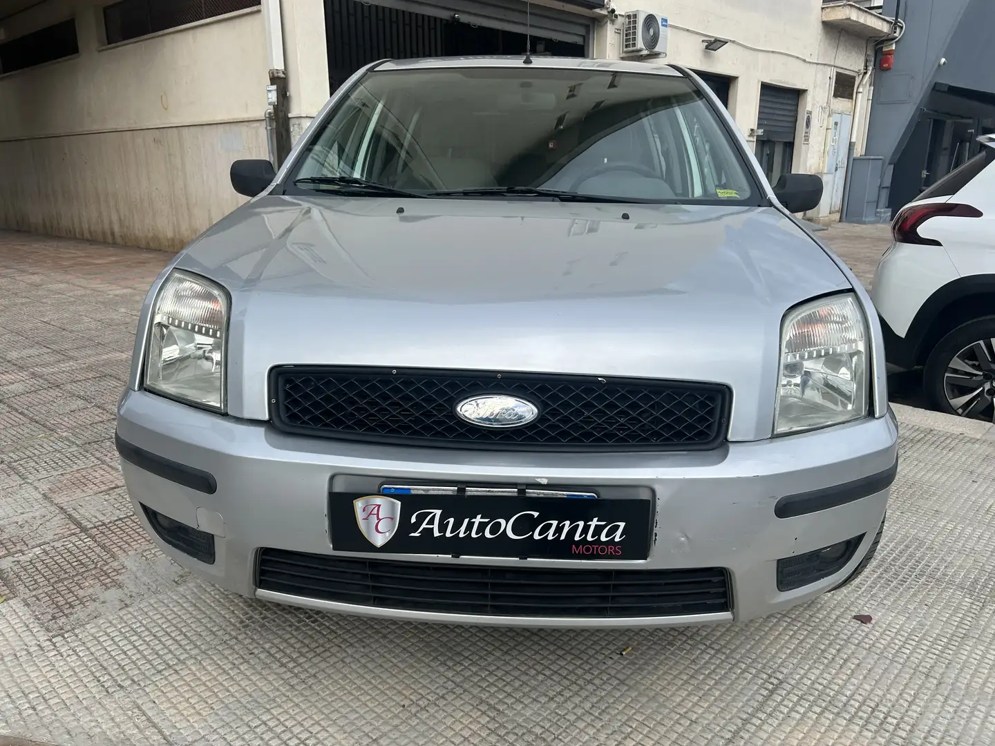 Ford Fusion 1.4 tdci Elegance Argent - 1