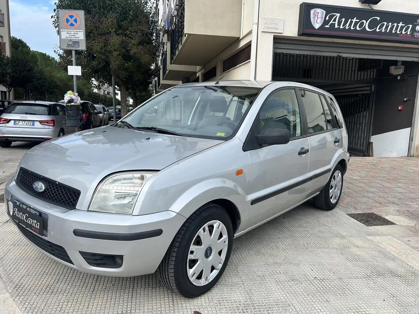 Ford Fusion 1.4 tdci Elegance Argent - 2