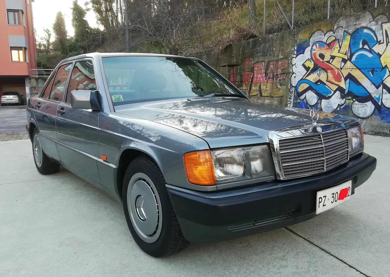 Mercedes-Benz 190 2.0 E 122cv, foto 1