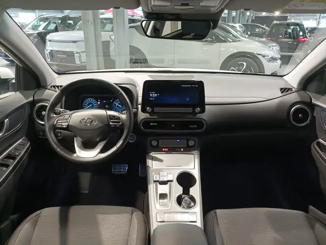 Hyundai Kona view 9