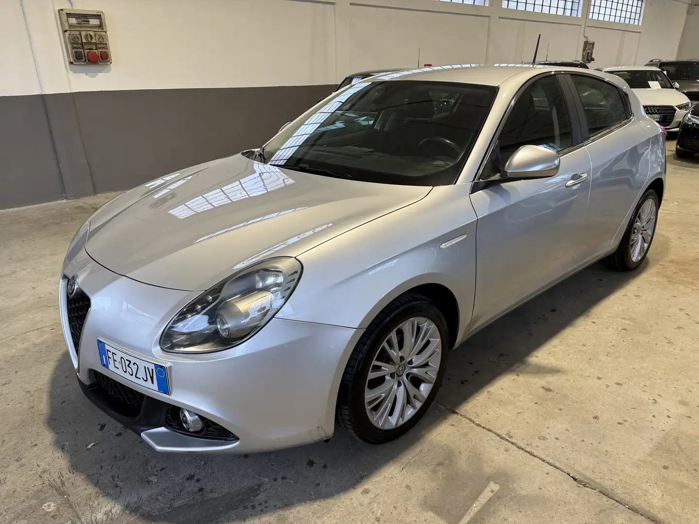 Alfa Romeo Giulietta 1.6 jtdm Super 120cv UNICO PROPRIETARIO Argento - 2