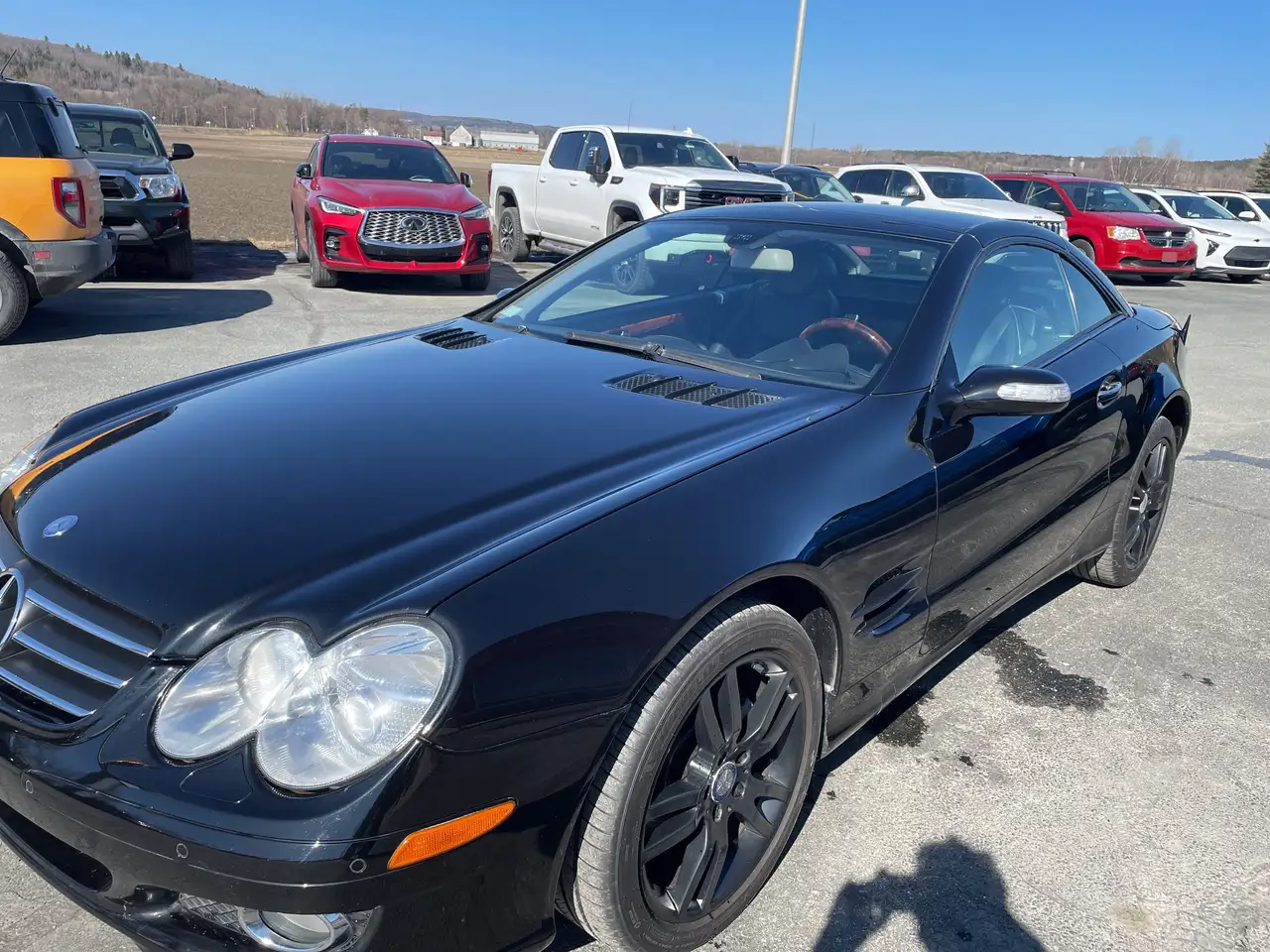 Mercedes-Benz SL снимка Mercedes-Benz SL