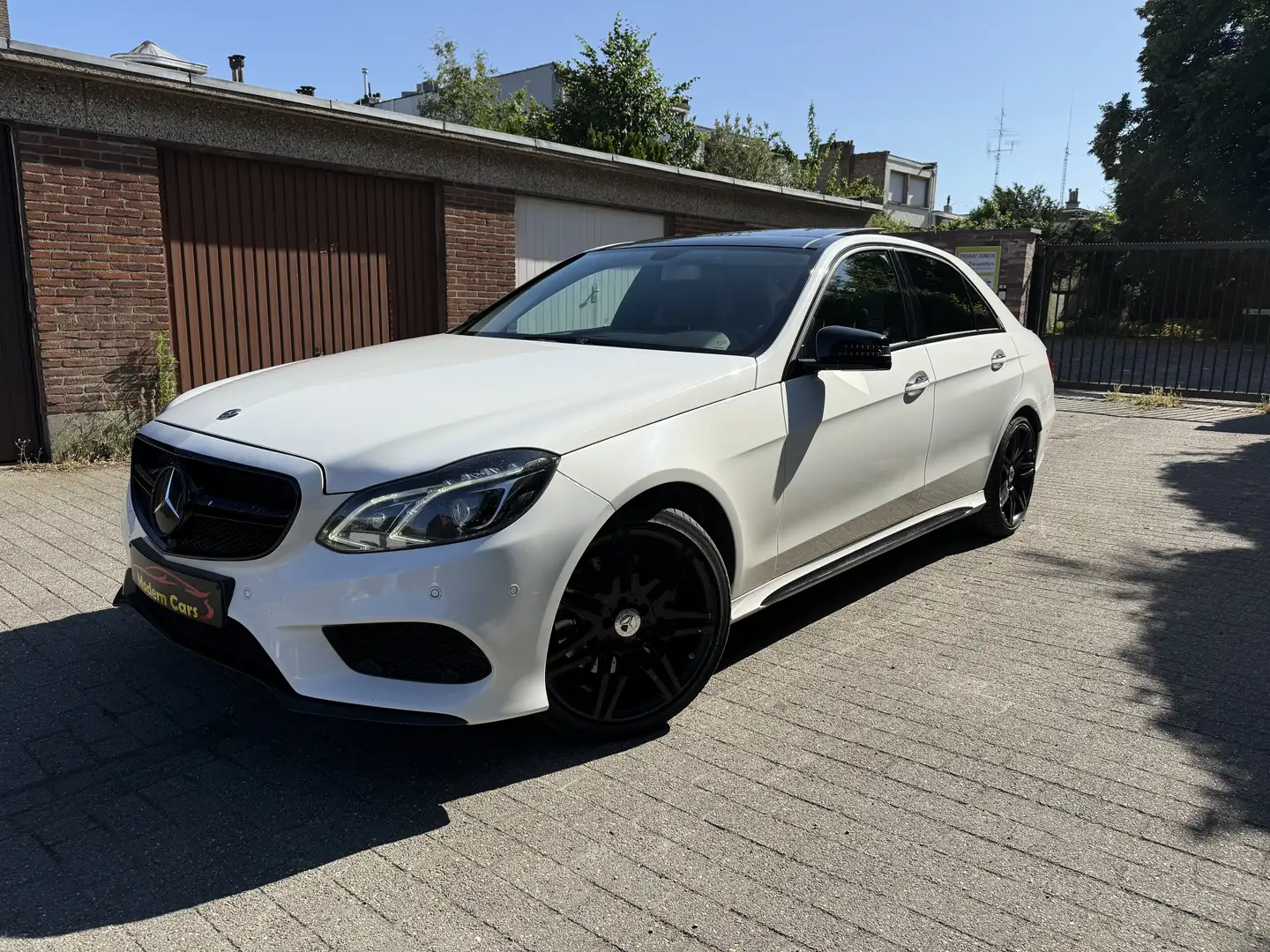 Mercedes-Benz E 350 E 350 BlueTEC 9G-TRONIC AMG,PANO,LUCHTVEER,MASSAGE Blanc - 1
