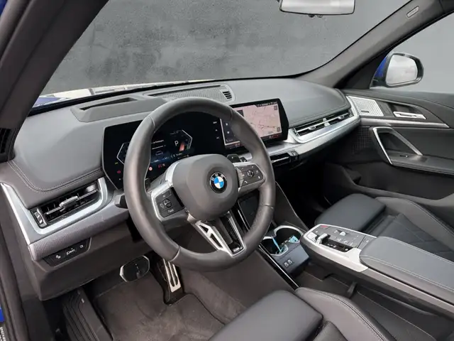 BMW X1 view 9