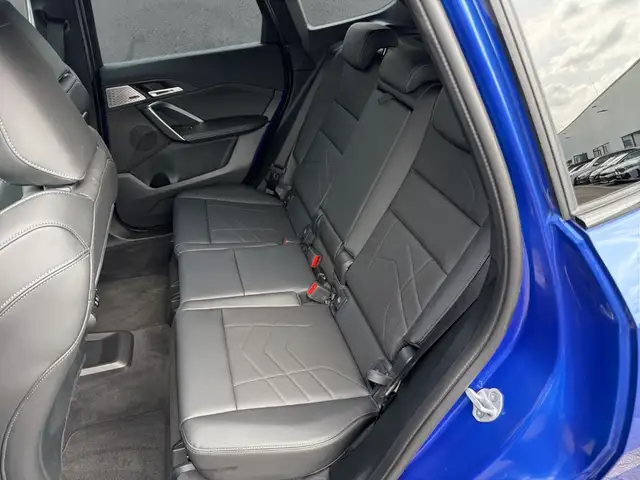 BMW X1 view 13