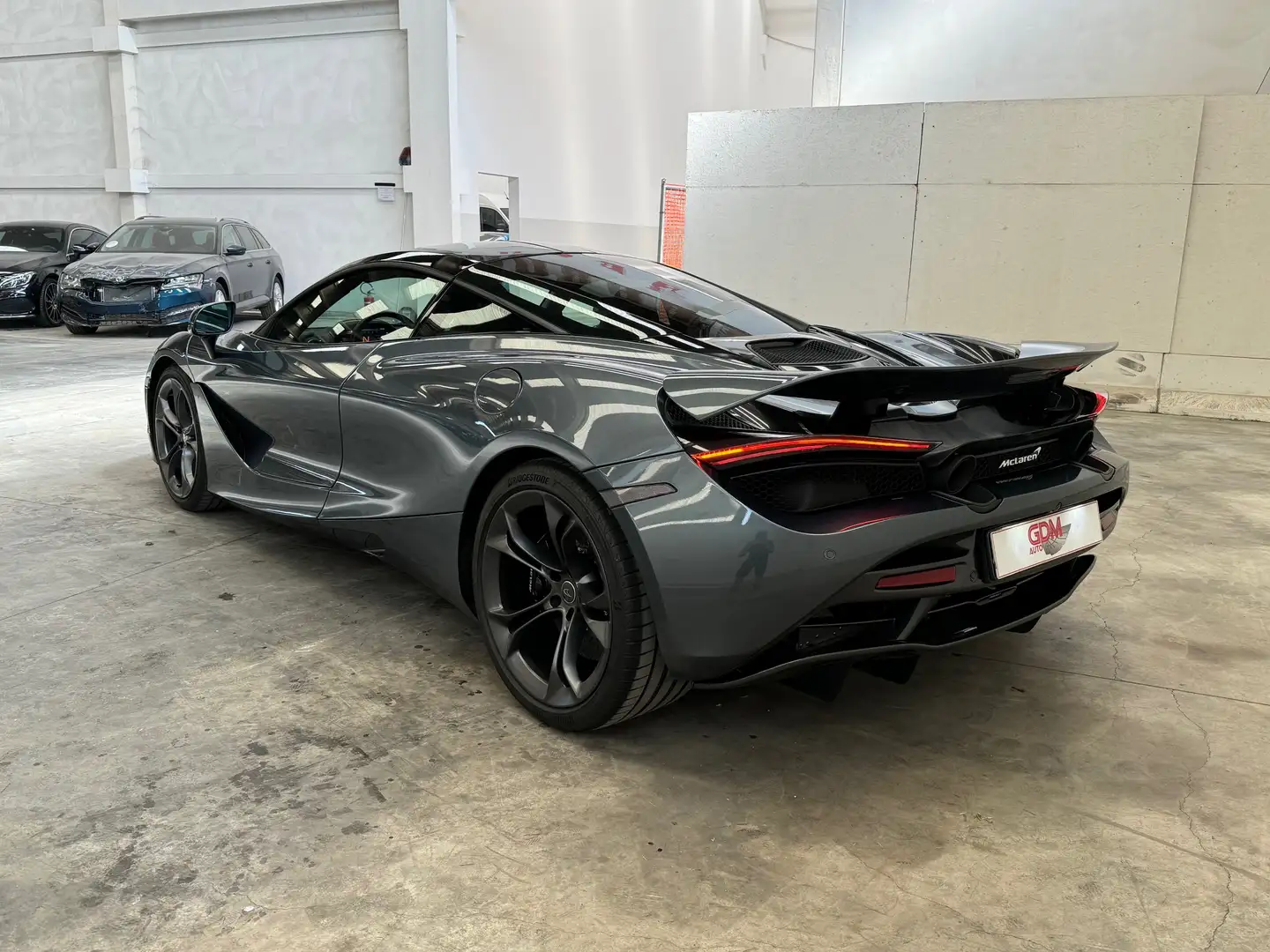 McLaren 720S *LIFT*PACK CARBONIO INTERNO*ALCANTARA* Grigio - 2