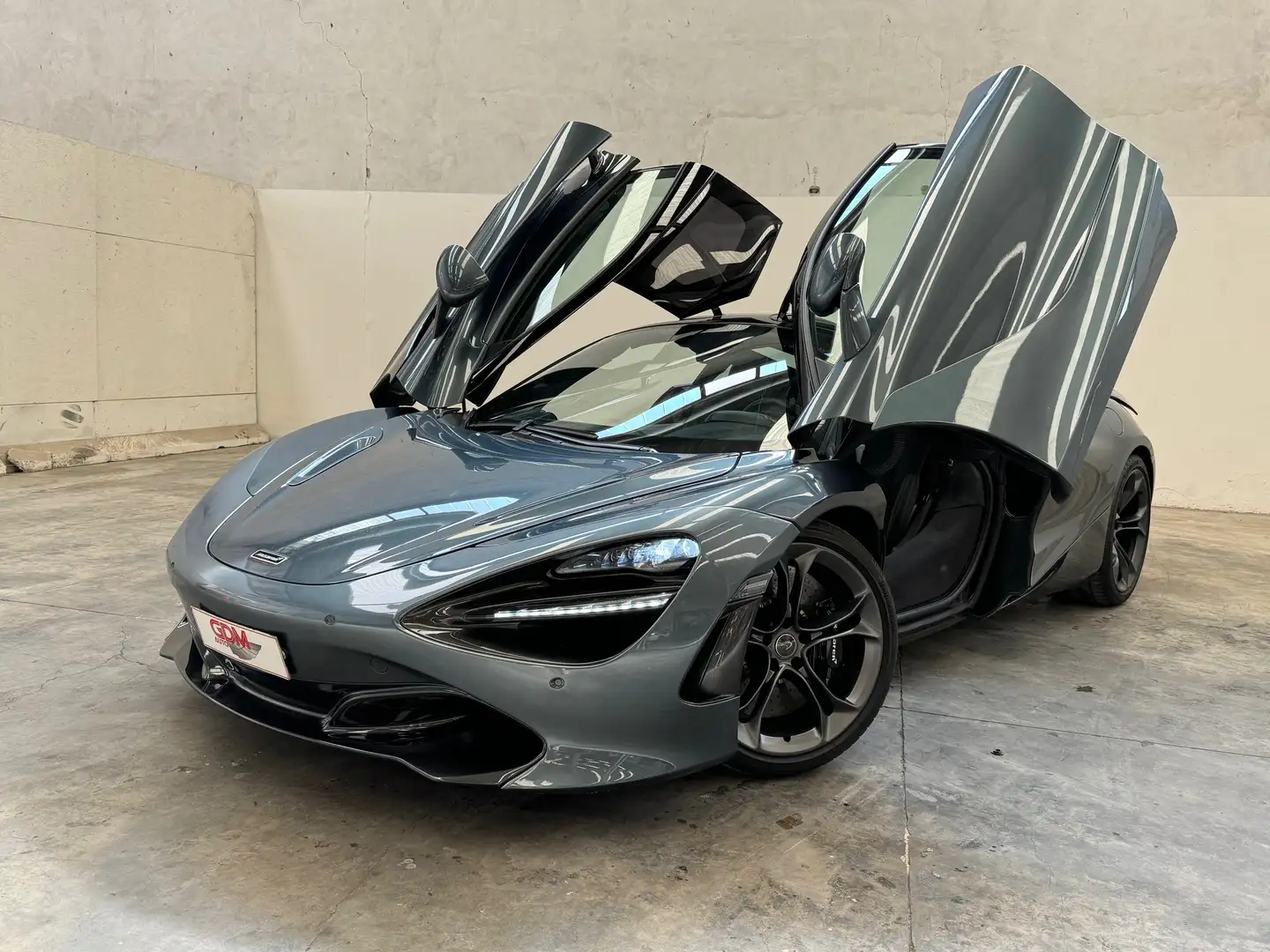 McLaren 720S *LIFT*PACK CARBONIO INTERNO*ALCANTARA* Szary - 1