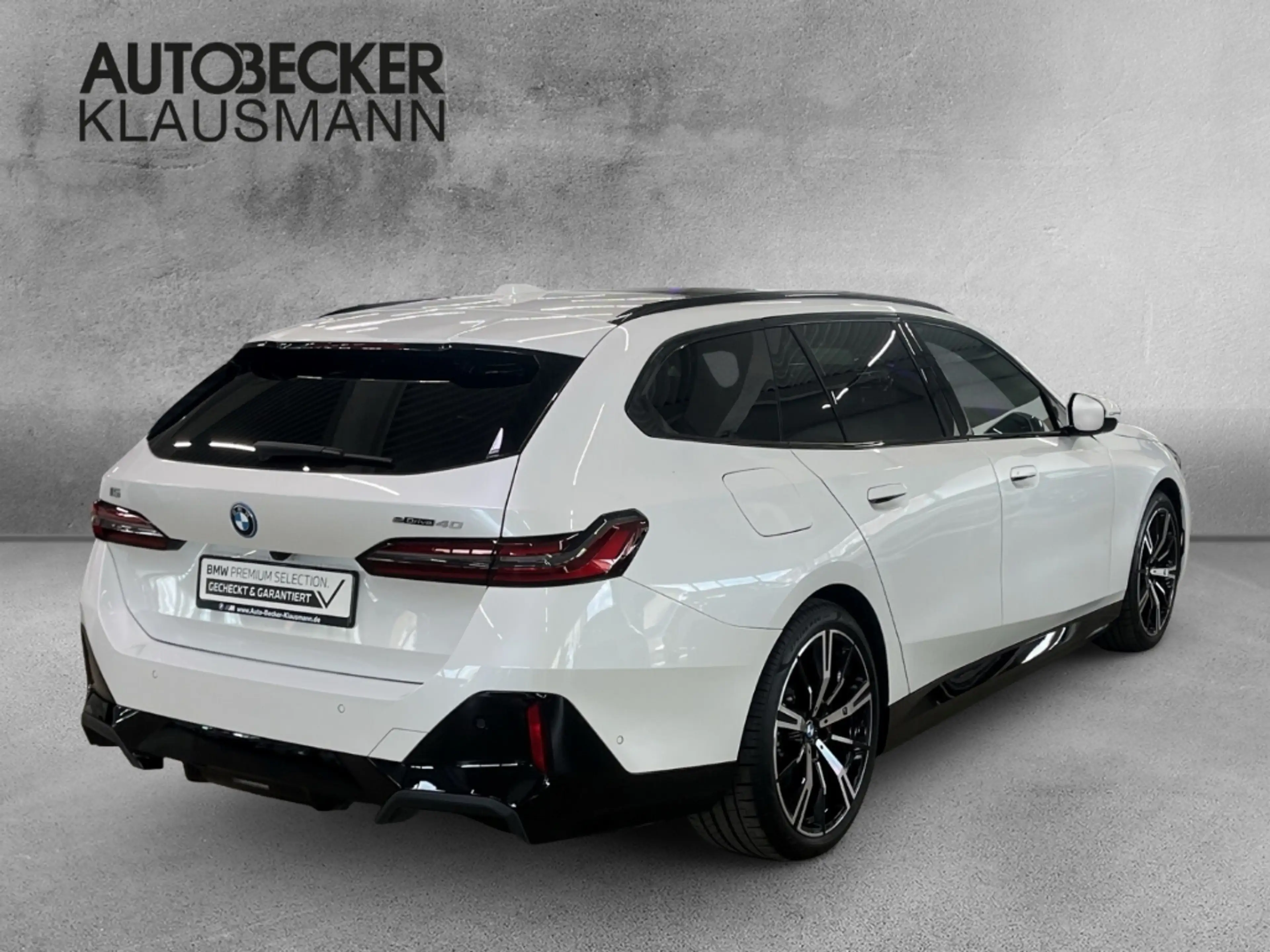 BMW i5 eDrive40 TOURING *M SPORT PRO* 20''LC PROF ACC PDC — photo 2