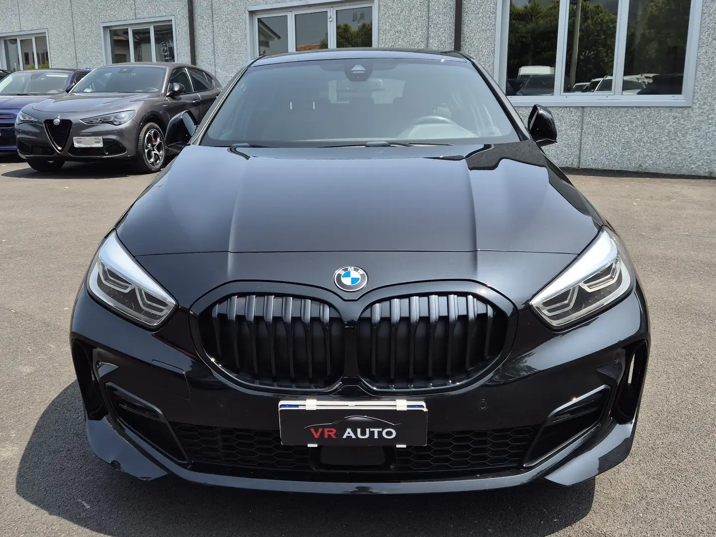 BMW 116 116d Msport  auto Чёрный - 2