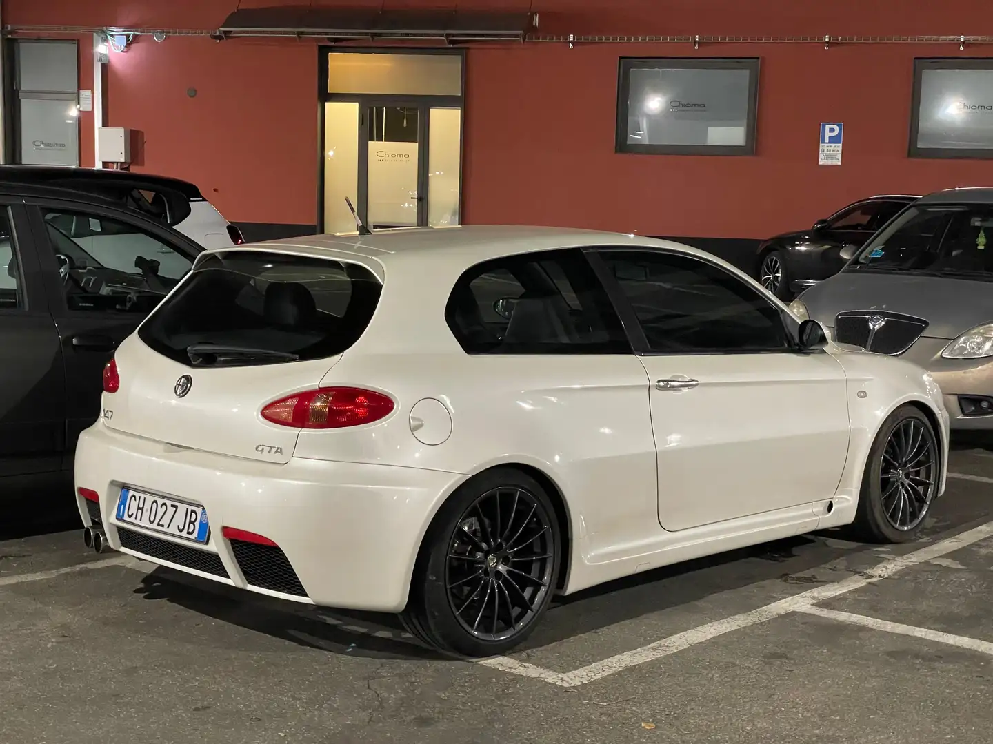 Alfa Romeo 147 GTA 3.2 V6 Bianco Perla - 2