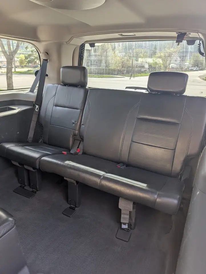 Infiniti QX56 снимка Infiniti QX56