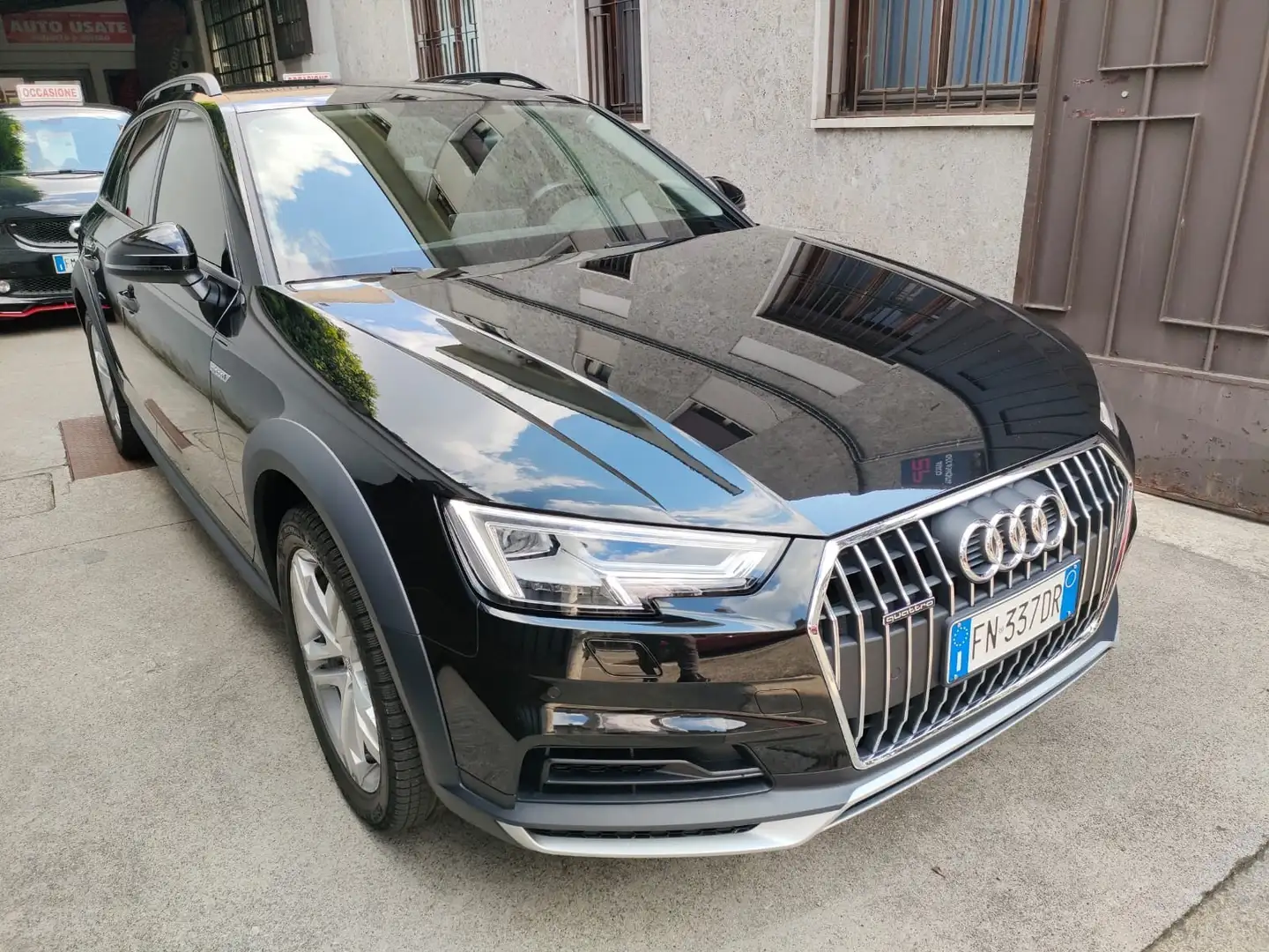 Audi A4 allroad R I S E R V A T A Nero - 2