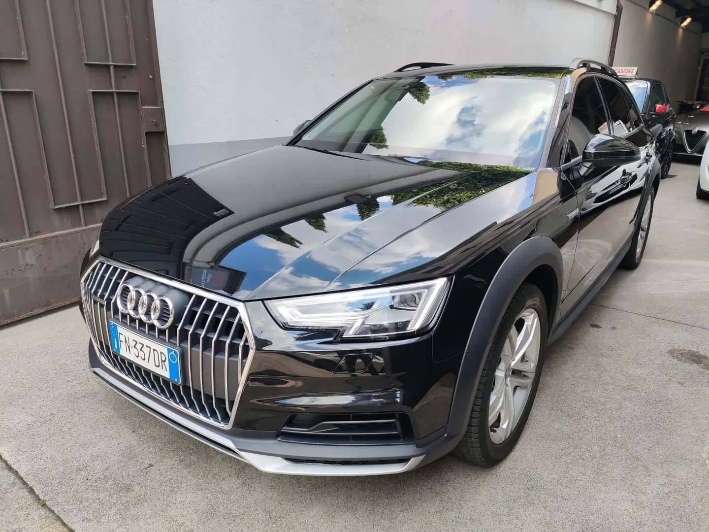 Audi A4 allroad R I S E R V A T A Nero - 1