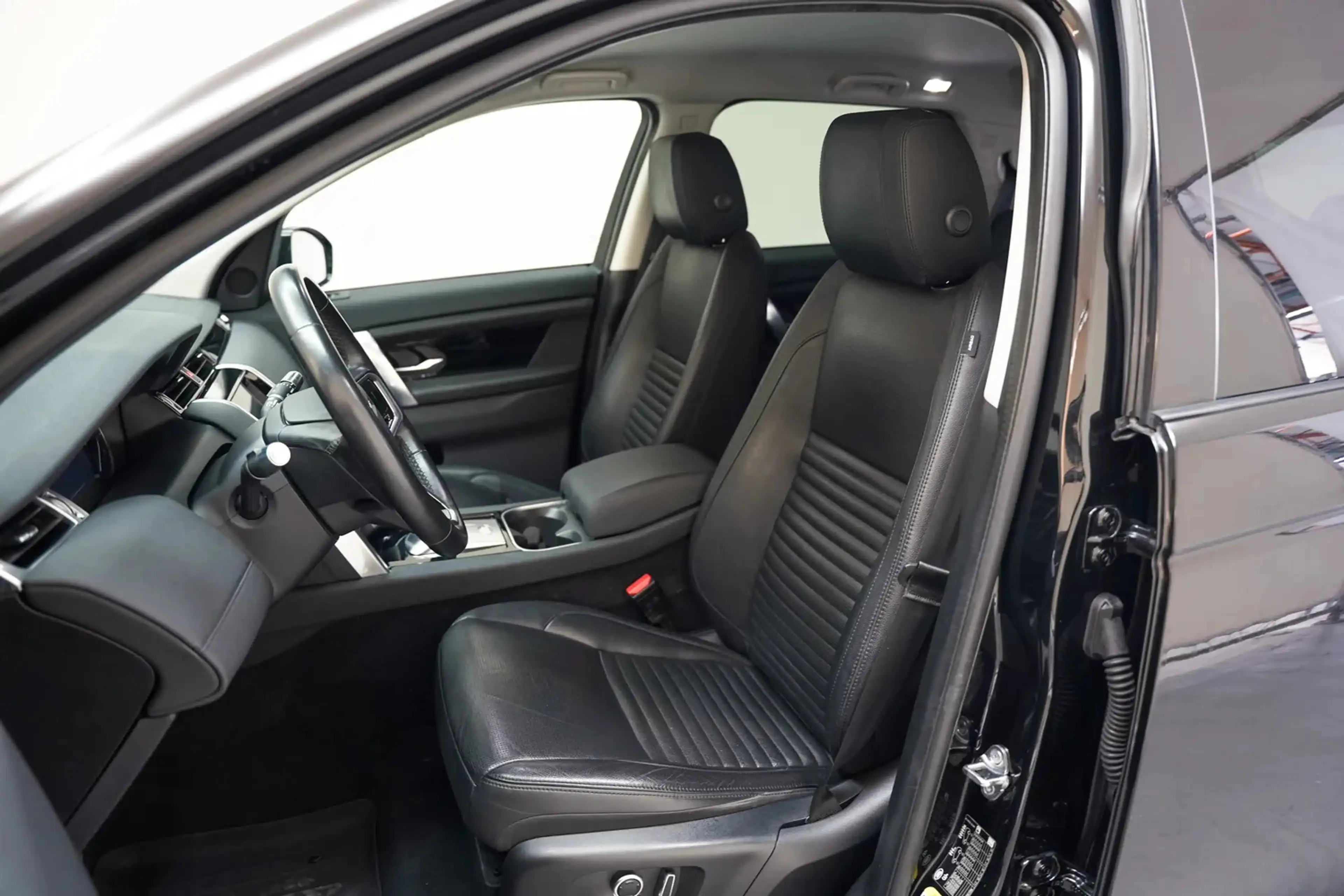 Land Rover Discovery Sport 1.5 P300e AWD S [ LED Leder Stoeleverwarming 360°c — photo 10
