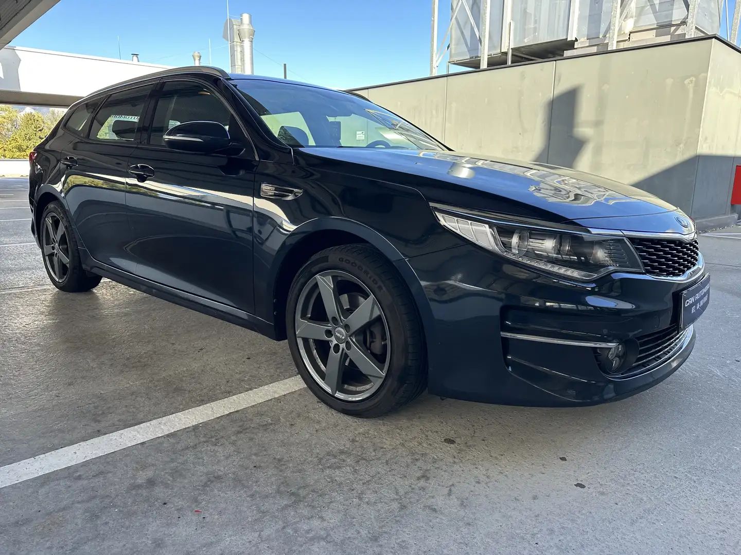 Kia Optima Edition 7 Blau - 1