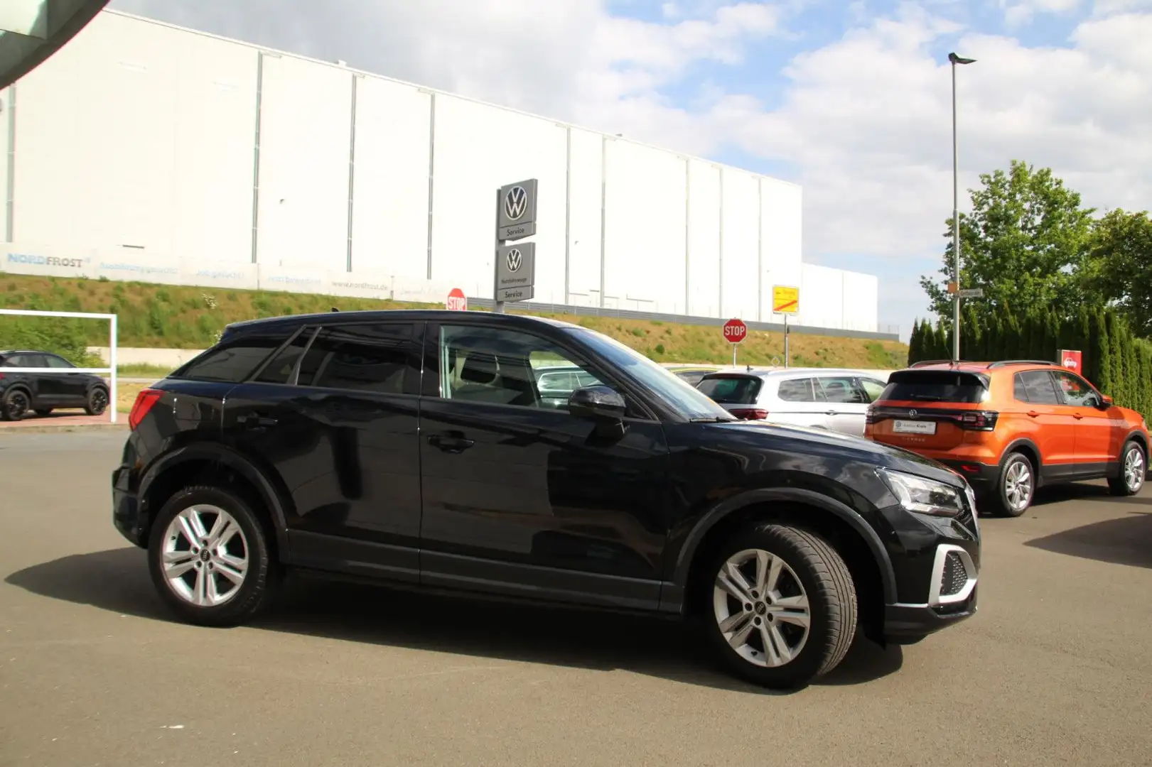 Audi Q2 35 TFSI advanced S-tronic  Kamera+Shz+Keyl Schwarz - 2